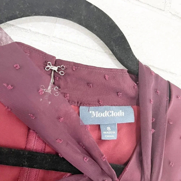 Modcloth Maroon Swiss Dot Bow Dress with Sheer Sleeves Women's Size 8 - Picture 6 of 8